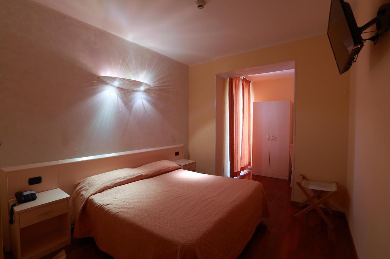 Caprice Hotel Avigliana Kültér fotó