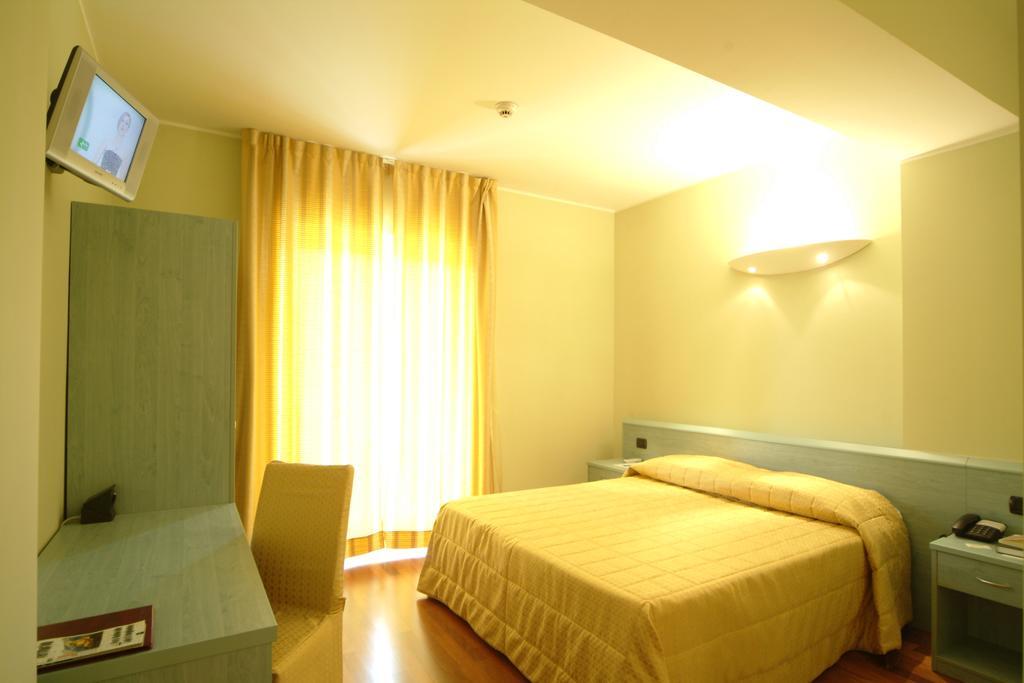 Caprice Hotel Avigliana Kültér fotó