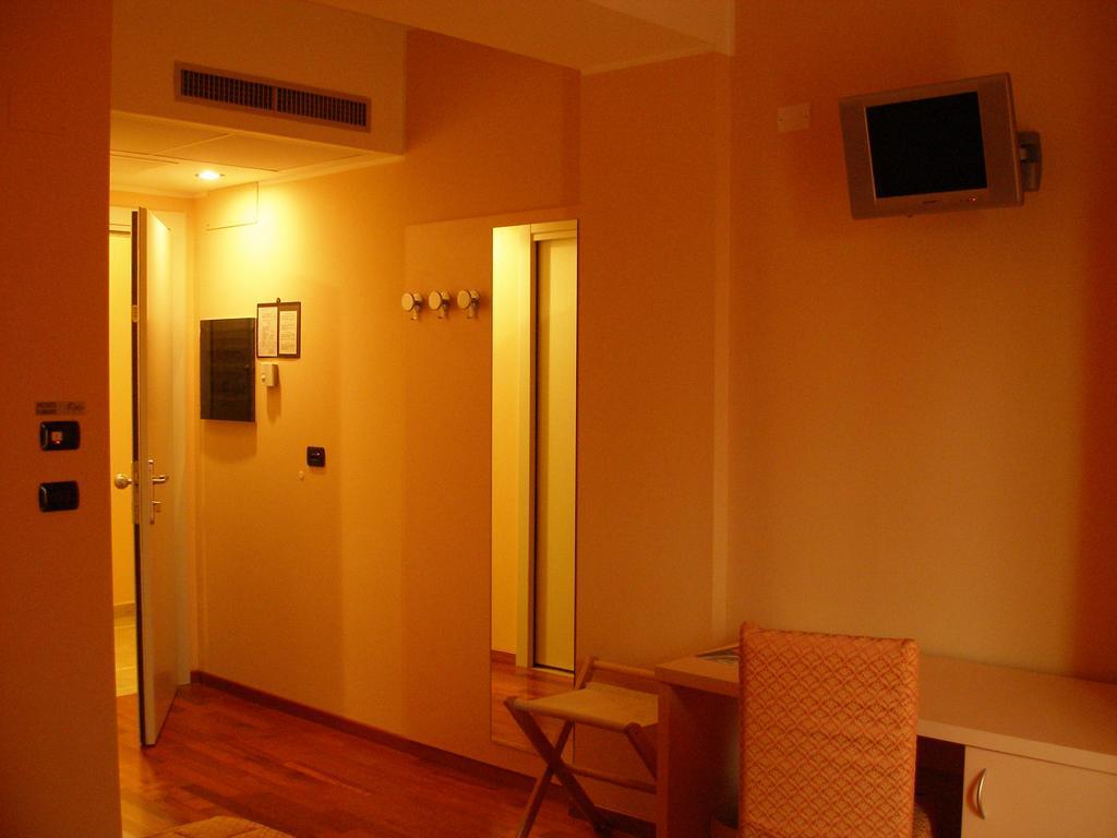 Caprice Hotel Avigliana Kültér fotó