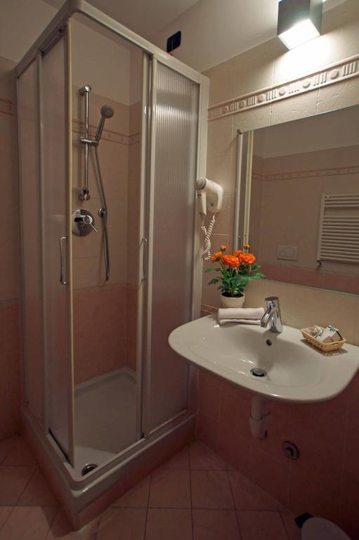 Caprice Hotel Avigliana Kültér fotó